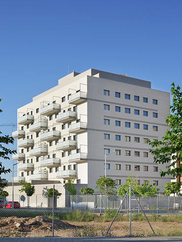 Edificio de 45 viviendas VPO en Albacete <br> 45 Social housing in Albacete