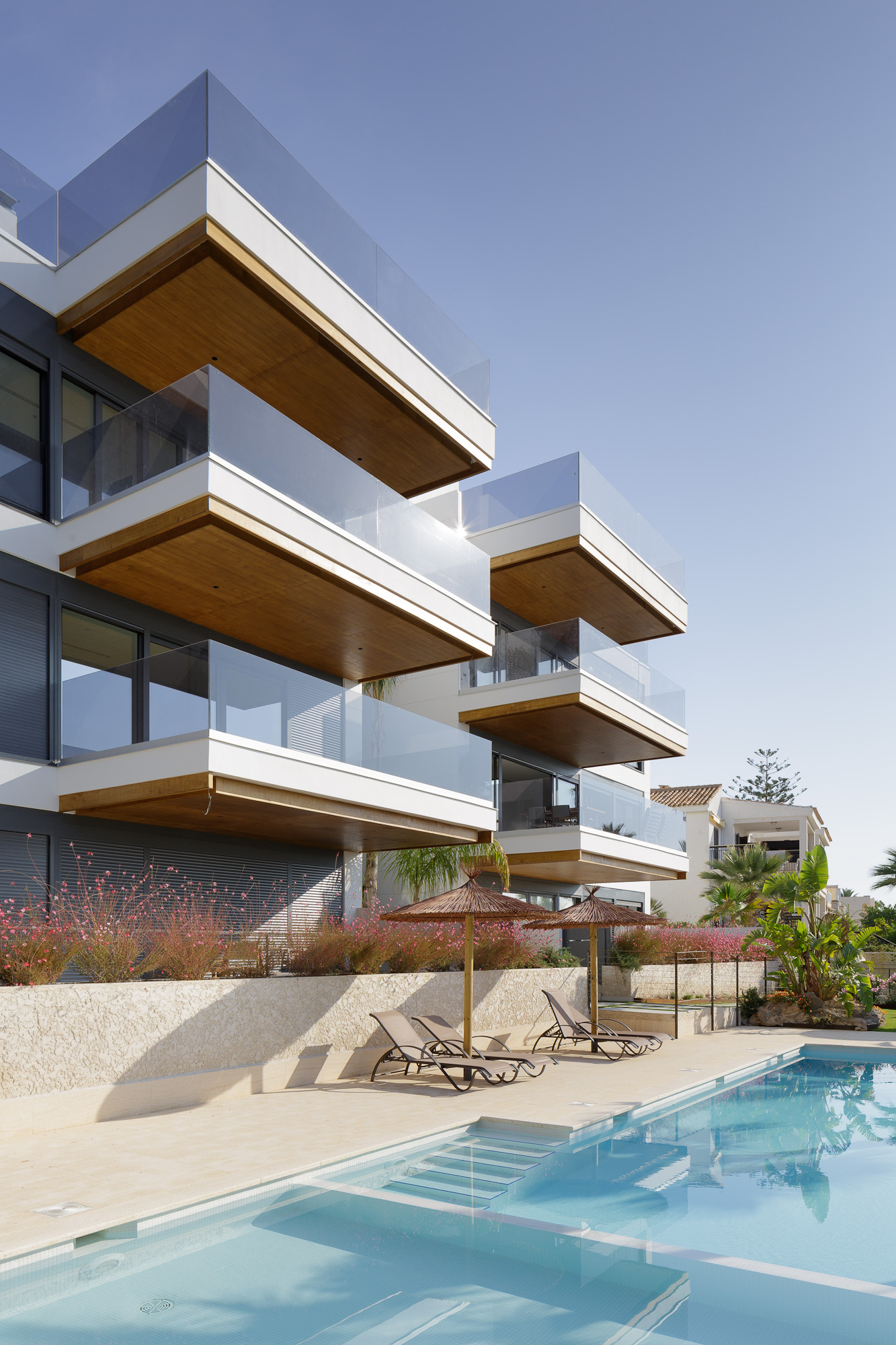 Edificio ‘Indico’ de 6 viviendas frente al mar en Santa Pola Six Exclusive Residence Beachfront ‘indico’ in Santa Pola