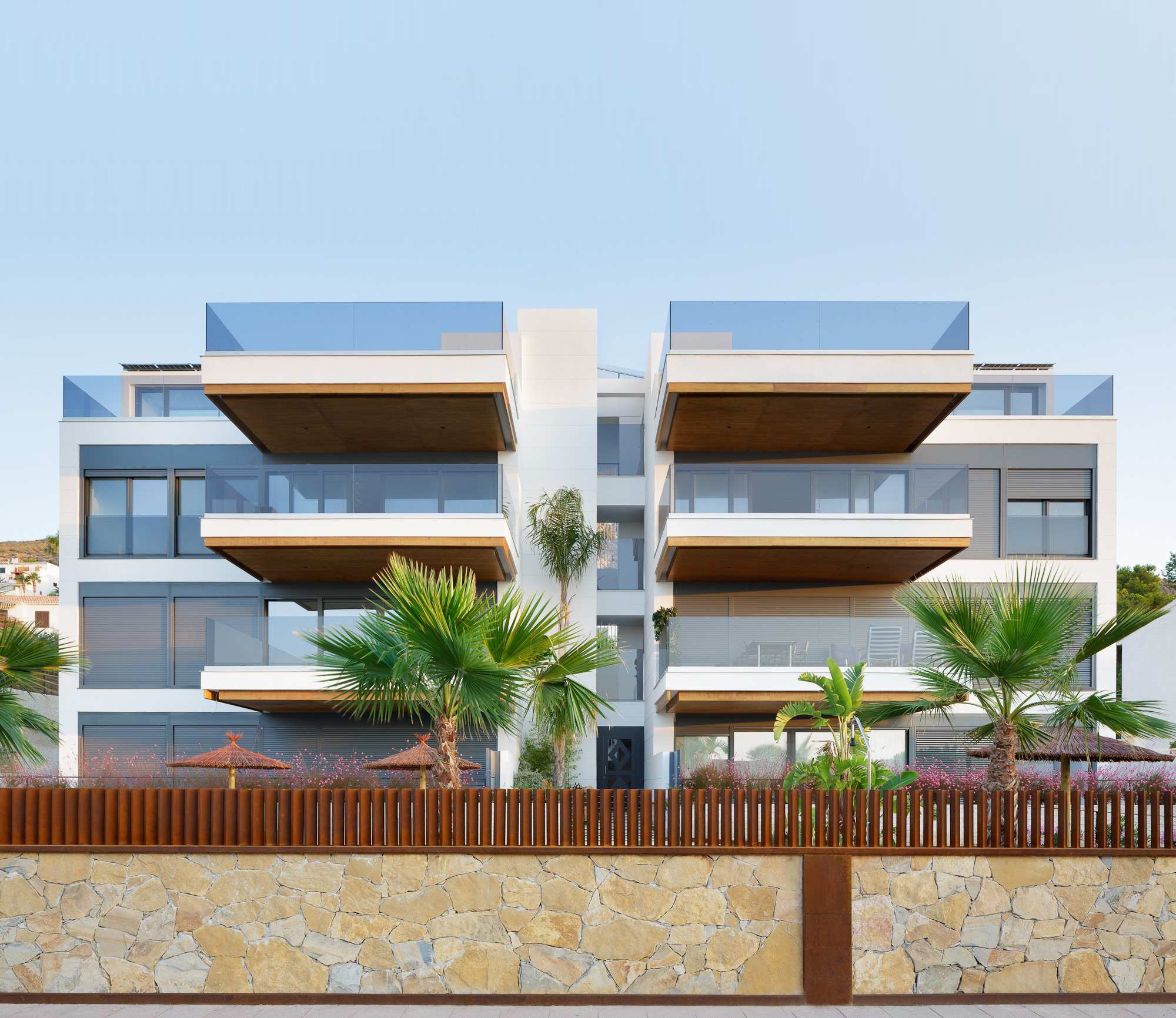 Edificio ‘Indico’ de 6 viviendas frente al mar en Santa Pola Six Exclusive Residence Beachfront ‘indico’ in Santa Pola